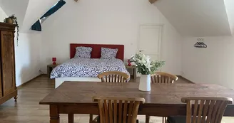 Grand gîte au Château de Bussolles