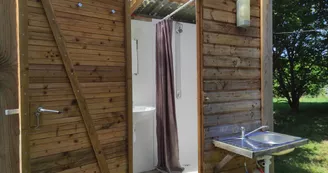 Tentes lodge au camping Domaine la Chabanne