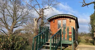 Gîte la Roulotte de la Carrière à Toulon sur Allier en Auvergne