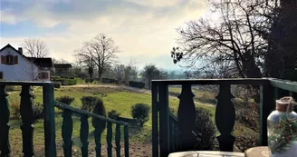 Gîte la Roulotte de la Carrière à Toulon sur Allier en Auvergne