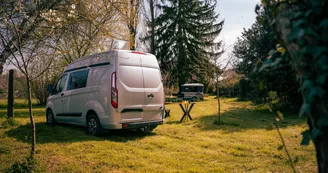 Les LOGES de DIOU  - Halte camping  "VAN LIFE"