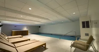 Kyriad Saumur - Espace bien-être piscine_12 Kyriad Saumur - Espace bien-être piscine_12