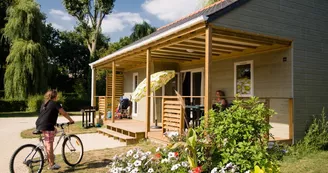 Camping le Pont des Fées à Baugé-en-Anjou - locatif : chalet