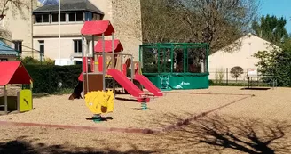 Camping Les Portes de l'Anjou - Paradis Enfants (4) Camping Les Portes de l'Anjou - Paradis Enfants (4)