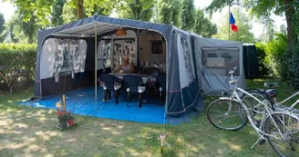 emplacement-tente-camping-promenade-montjean-loire-osezmauges-anjou-Loire-à-Vélo emplacement-tente-camping-promenade-montjean-loire-osezmauges-anjou-Loire-à-Vélo