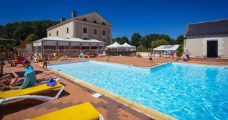 Photos piscine camping étang © Christophe GAGNEUX Photos piscine camping étang © Christophe GAGNEUX