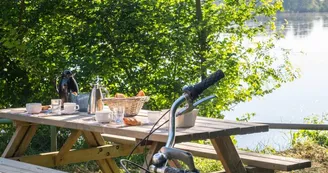 Petit déjeuner en bord de Loire Camping Au Bord de Loire - Camping Au Bord de Loire_1 Petit déjeuner en bord de Loire Camping Au Bord de Loire - Camping Au Bord de Loire_1