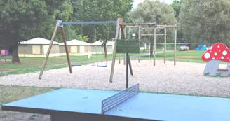 Aire de jeux Camping Au Bord de Loire - Camping Au Bord de Loire_14 Aire de jeux Camping Au Bord de Loire - Camping Au Bord de Loire_14