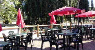 camping-la-rivière-nyoiseau-49-hpa (1) camping-la-rivière-nyoiseau-49-hpa (1)