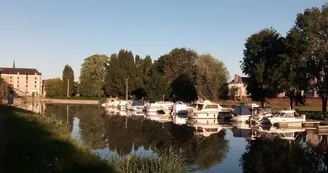 Vue sur le port Vue sur le port