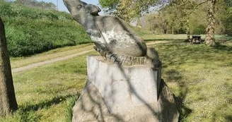 loire-velo-sculpture-donnot-souris-mauges-sur-loire-anjou