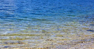 Le Lac d'Issarlès Le Lac d'Issarlès