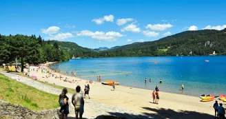 Le Lac d'Issarlès Le Lac d'Issarlès