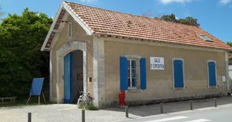 Ancien abri du canot de sauvetage