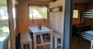 Tentes lodge au camping Domaine la Chabanne