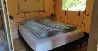 Tentes lodge au camping Domaine la Chabanne