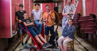 Wine gaming : jeu d'enquête sur les vins bio du Mas d'Intras Wine gaming : jeu d'enquête sur les vins bio du Mas d'Intras