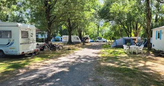 Camping insolite aux 2 Salamandres