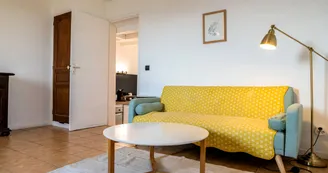 La Châtaigne Perchée - Côté Cèdre La Châtaigne Perchée - Côté Cèdre