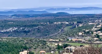 Villa L'Embellie, gîte 3 *, climatisation /grande piscine privée, 6-7 personnes SUD Ardèche Villa L'Embellie, gîte 3 *, climatisation /grande piscine privée, 6-7 personnes SUD Ardèche