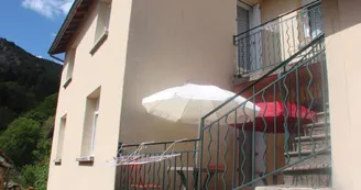 Gîte M. Mme Assenat Michel et Patricia - Appartement 2 - 1er étage