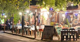 Le resto du village