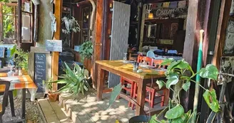 Le resto du village
