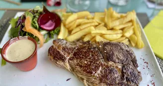 Le resto du village