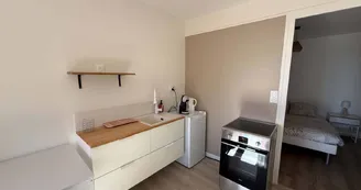 Charmant studio cosy au cœur de Félines