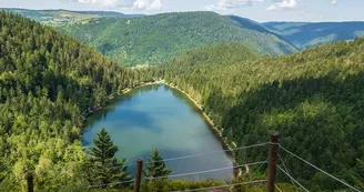 La roche du lac des corbeaux