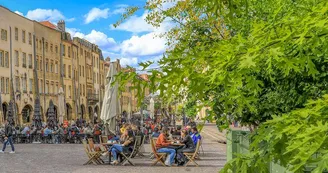 Place Saint-Louis Place Saint-Louis