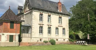 sologne-tourisme-romorantin-hébercollectif-maisondumoulin-jardinpaisible