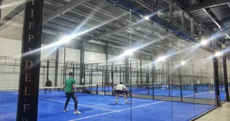 sologne-romorantin-loisirs-sport-padel-indoor-amis-sportindoorconcept©otscs_NM