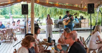 Guinguette Ligaya Montlouis-sur-Loire Groupe Joy