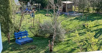 Au Petit Bonheur Au Petit Bonheur