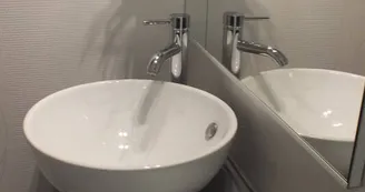Au Petit Bonheur Au Petit Bonheur
