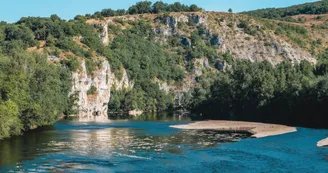Vallée de la Dordogne à Lacave Vallée de la Dordogne à Lacave