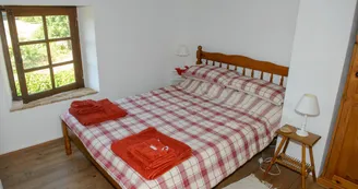 Le Petit Manoir de Malbernat : Poppy Le Petit Manoir de Malbernat : Poppy
