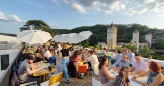 Auberge de Jeunesse Hi Cahors - Le CHAI Auberge de Jeunesse Hi Cahors - Le CHAI
