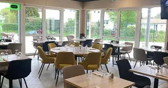 mauleon-restaurant-cafe-de-la-poste-salle