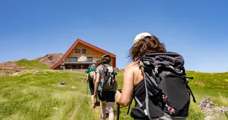 Randonnée sur le GR10 en direction du refuge d'Arlet