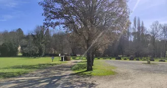 AIRE DE SERVICES DE SAINTE-ALVÈRE