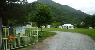 Aire Naturelle de Camping "Cazenave-Doux"