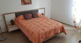 Gite-Trimoulet-Montpon-chambre-b-vallee-isle-perigord Gite-Trimoulet-Montpon-chambre-b-vallee-isle-perigord
