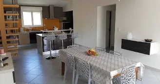 Gite-Trimoulet-Montpon-SAM-cuisine-vallee-isle-perigord Gite-Trimoulet-Montpon-SAM-cuisine-vallee-isle-perigord