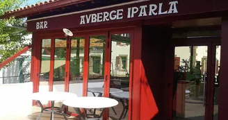 Auberge Iparla - salle restaurant - Bidarray Auberge Iparla - salle restaurant - Bidarray