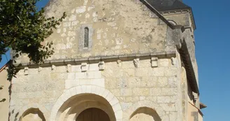 Église de Saint-Vincent-Jalmoutiers - Façade Église de Saint-Vincent-Jalmoutiers - Façade