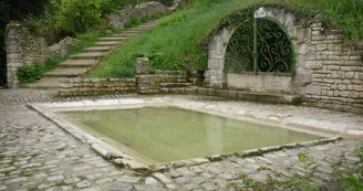 Le lavoir de la fontaine des morts à Niort Le lavoir de la fontaine des morts à Niort