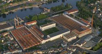 Vue aérienne de la Manufacture d'armes Vue aérienne de la Manufacture d'armes