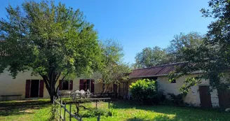 gite-des-noyers-douzillac gite-des-noyers-douzillac